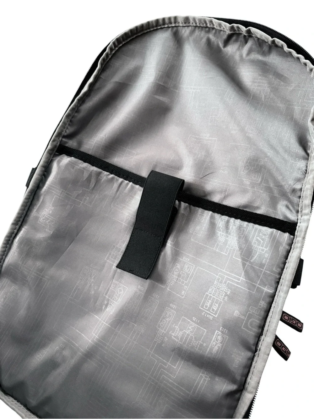 OGIO Urban 17 Laptop Large Gray Padded Backpack Checkpoint Friendly